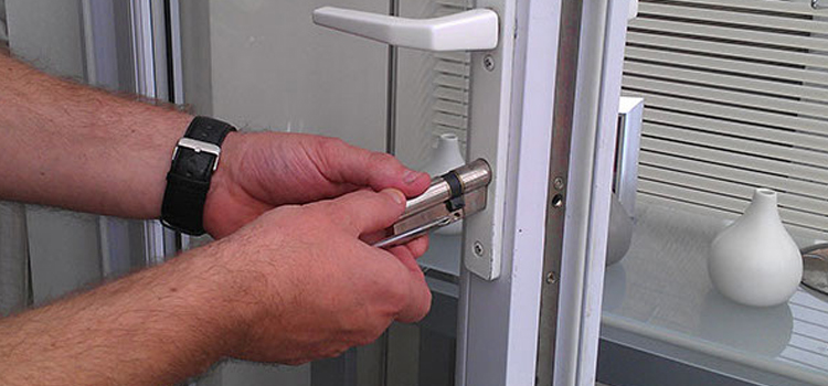 Commercial Door Lock Repair in West Modesto